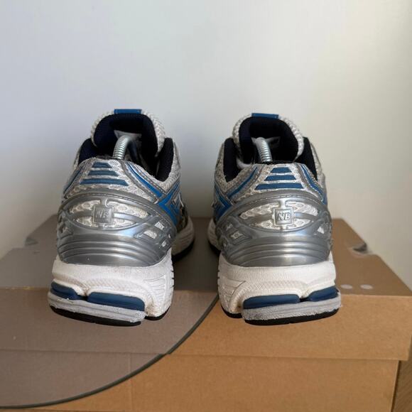 New Balance 1906 R Silver Metallic/Blue Men Sneakers - SZ  7 D- W 8.5